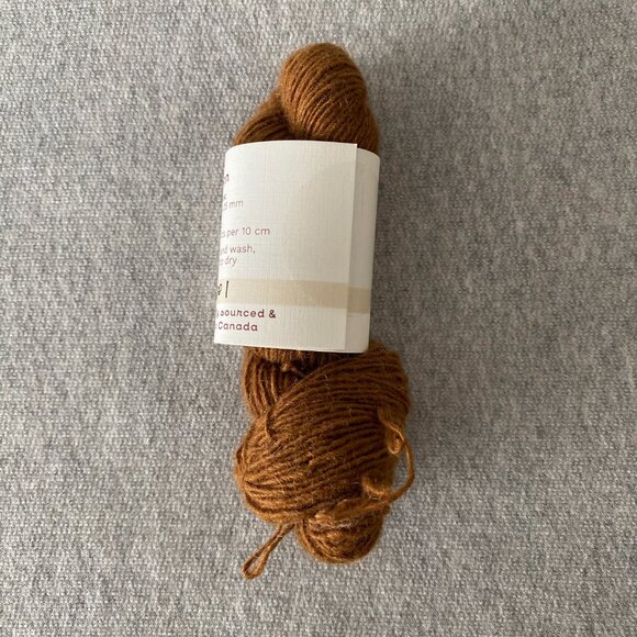 NWT Waxwing Yarn Company Cèdre 100% Canadian Wool Yarn Colour Bison Lot of 1 - Picture 4 of 7
